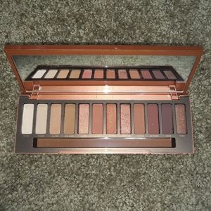 Urban Decay Naked Heat